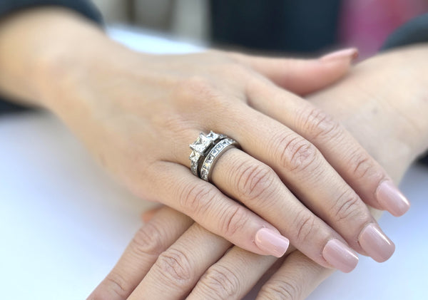 3 PCS Couples Ring Set Womens Princess Cut CZ Ring set with Mens 9 Round CZ Band