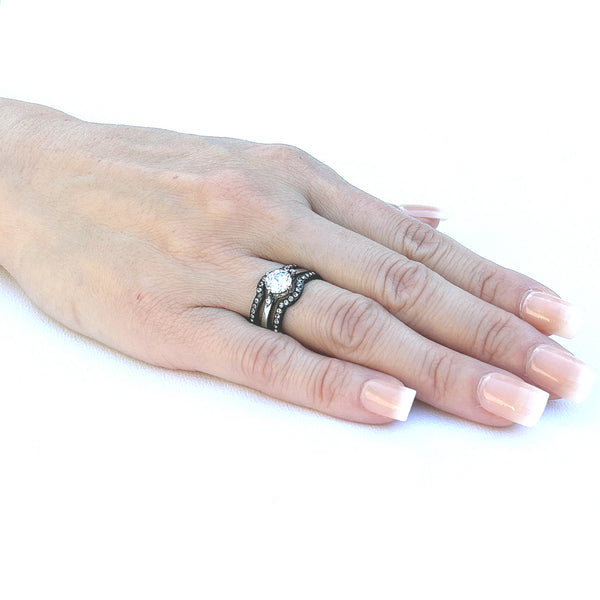 Juego de anillos de compromiso para parejas, de acero inoxidable negro, para mujer, con 7 circonitas cúbicas