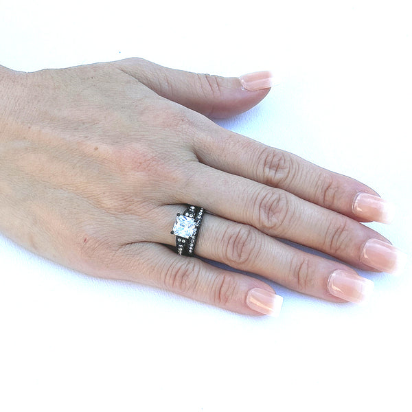 Juego de anillos para parejas, anillo de compromiso de circonita cúbica negra de princesa para mujer, juego de bisel para hombre, banda de boda de circonita cúbica
